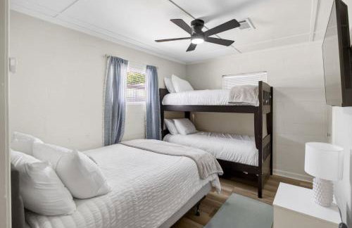 Lakefront Cabin with Private Dock - Foto 20