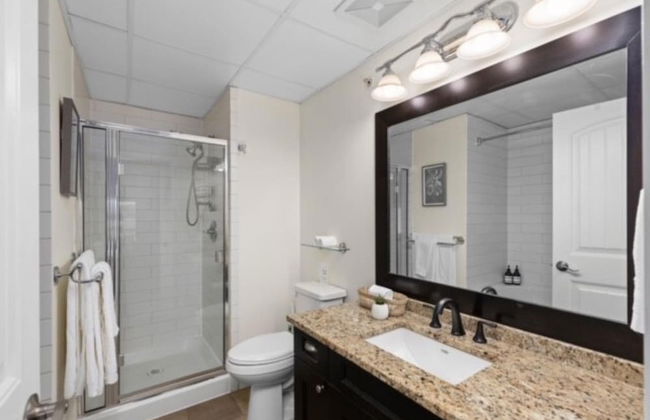 Beachfront Lakeview Condo at Barona - Photo 8