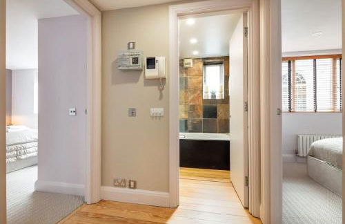 Prime Covent Garden gem with Air-Con - Foto 54