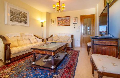 3 Bedroom Stunning Apartment In Calpe - Photo 16