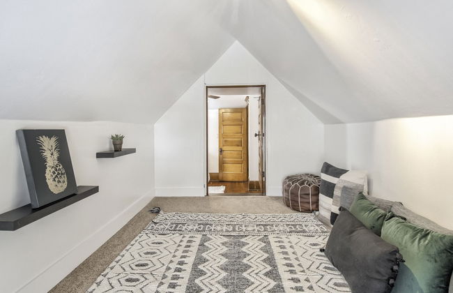 Ambassadors Quarters - Photo 5