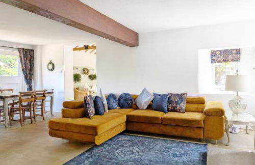 Shires Barn Farmhouse - Westbourne - Photo 26