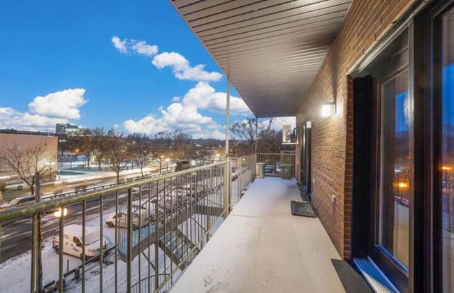 3 Bedroom Penthouse Great for Family Vacation - Photo 19