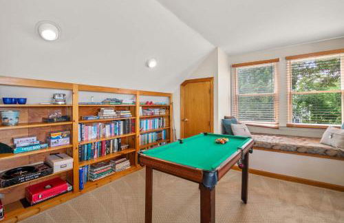 Water Views Walk to Beach Dogs Welcome - Photo 6