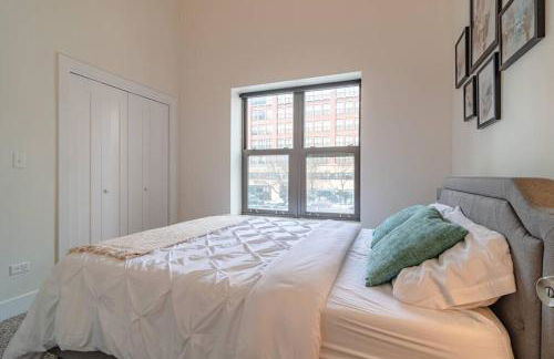 City Views and Convenient 3BR Suite for Group of 8 Guests Near McCormick, Shedd Aquarium, Museum Campus & Navy Pier - Foto 7
