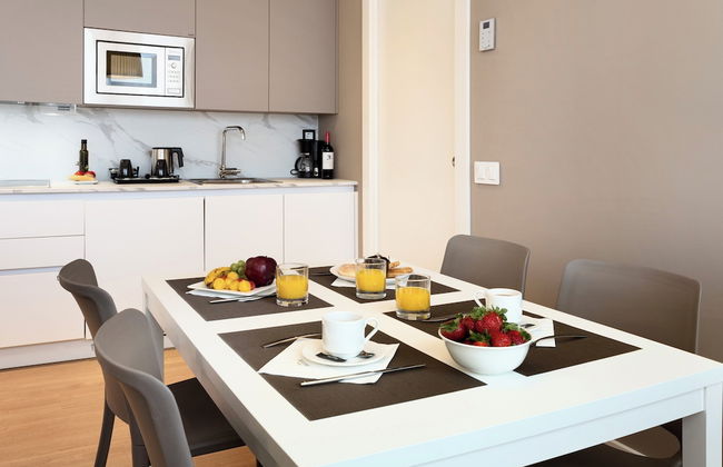 Sercotel Logroño Suites - Photo 11