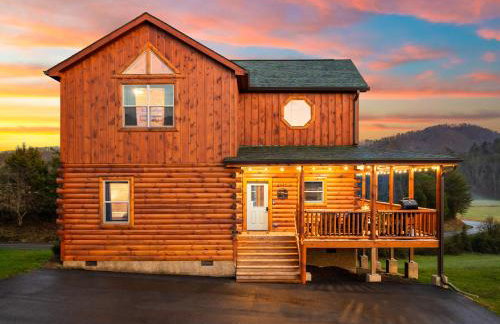 Smoky Bear Splash Top Rated Private Pool Cabin with Hot Tub, Mtn Views, Arcade Games, Excellent Location - Foto 65