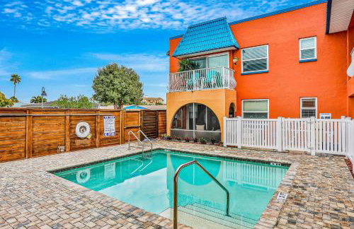 Surrounded by Ocean - Foto 27