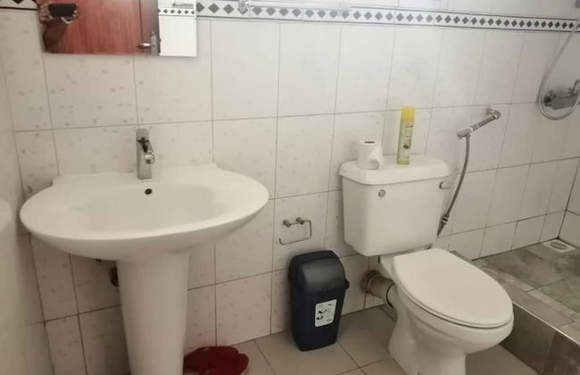 Lake Victoria View Guest House - Photo 9