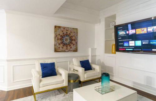 Relaxing Retreat with 55-Inch TV and Lake Views - Foto 46