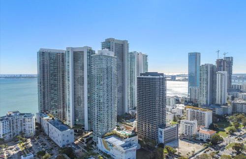 POSH Ocean View Penthouse - Heated Pool, Gym, Office! 10mins Beach - Foto 18