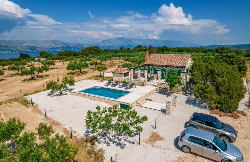 Secluded vacation house Bračuta with swimming pool - Foto 11