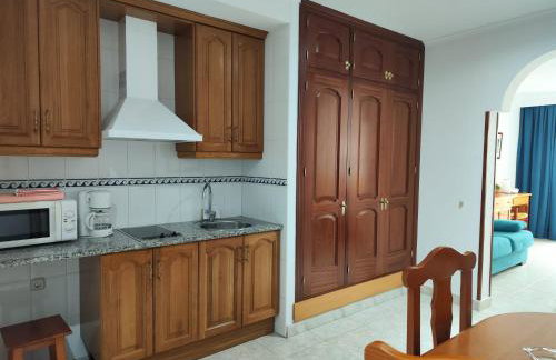 Apartamentos Leonor Carihuela - Photo 27
