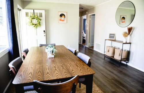 Urban Cottage: Homey & Convenient - Foto 14