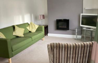 Tempest House 3 bedroom - Photo 2