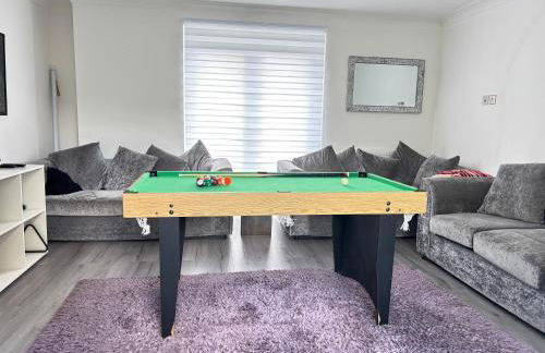 The Luxe 2BR Specious Bungalow - Garden & Parking - Foto 3