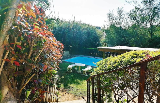 Boathouse Bed and Biscuit - Cabin - Photo 12