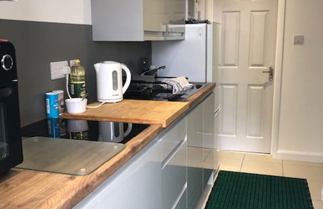 Self Catering Private Annex Near Ferndown - Foto 3