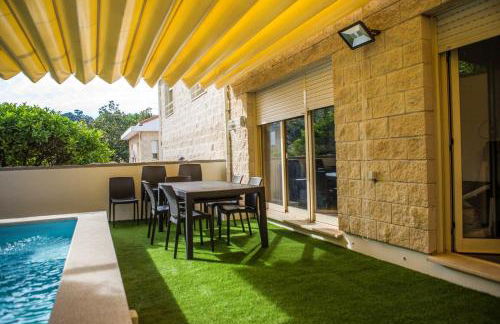 Elegant Villa in Porto with Pool & Jacuzzi - Foto 2