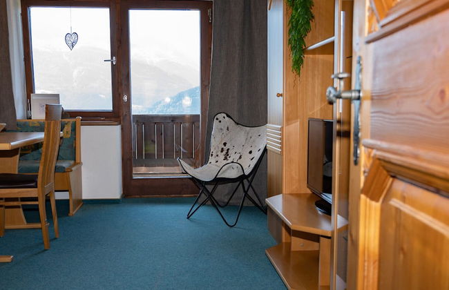 Holiday Flat with Pool Access - Foto 11