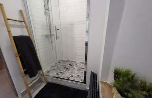 Ô Bon'Endroit - Appartement Confort - Centre Ville - Foto 4