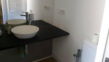 Apartamento nuevo y tranquilo con acceso independiente - Foto 5