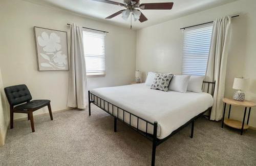 Joslyn 6-Cozy in Midtown Omaha - Foto 2