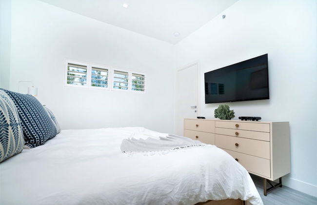 Cayman Luxury Rentals at The Grove - Photo 3