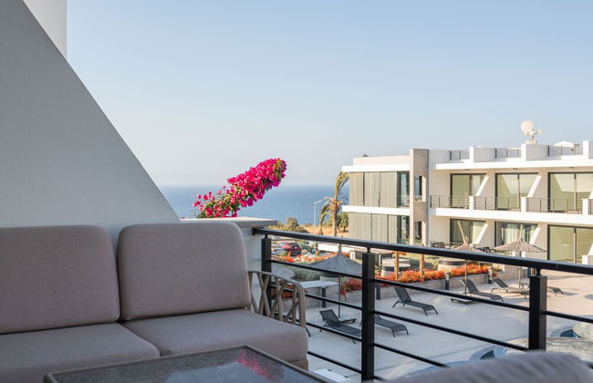 Superfresh Penthouse Studio Apartment With sea View - Photo 26