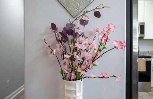 2 Min to Downtown - 9 to Elon - Fast Wi-Fi - Foto 35