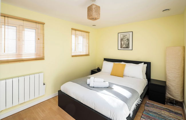 Fantastic Stay In Canary Wharf 2 Bedroom - Photo 6