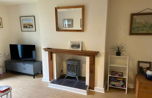 1 bed annex with extra sofa bed ideal for families and business guests - Photo 6