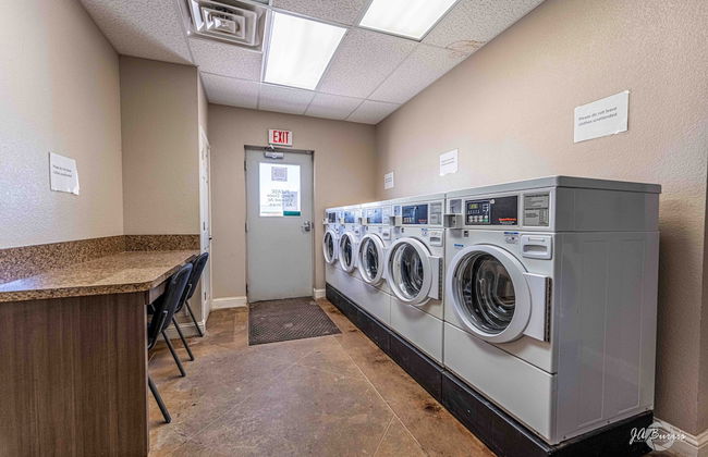 Elite Cabins and RV Park - Photo 5