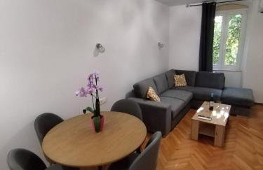 Garden in the center - Photo 13