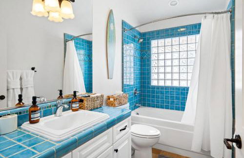 Gorgeous Santa Cruz Villa - Modern Beachside Paradise with NEW Hot Tub & Fast Wi-Fi - Foto 22