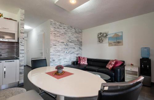 Bayview Villa by Pag tours - Photo 18