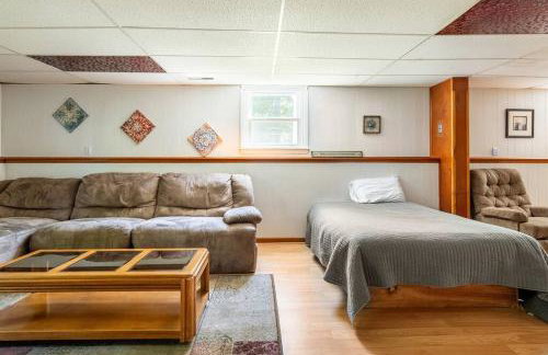 Berkshire Vacation Home in Lee - Pool is Open! - Foto 24