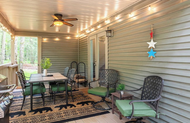 Bear Trail Chalet by Avantstay Retreat w/ Outdoor Living Deck & Fire Pit - Foto 47