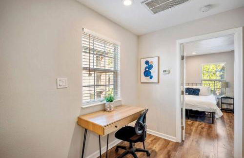 Winter Retreat 3b 3ba Huge backyard Mins from Downtown - Foto 16