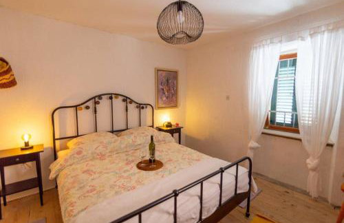 House with Jacuzzi and Billiard Peaceful Nature Retreat near Imotski - Foto 16