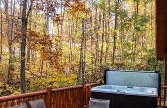 Creekwood Chalet - Hocking Hills with Hot Tub and Near Hiking - Foto 15