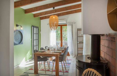 Villa bodri, maison en pierre avec vue mer et piscine chauffée - Foto 6