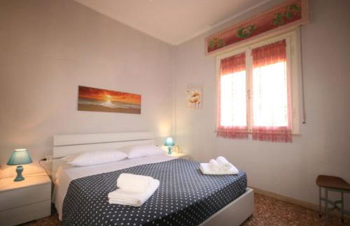 A pochi passi dal mare con bellissima vista - Foto 7