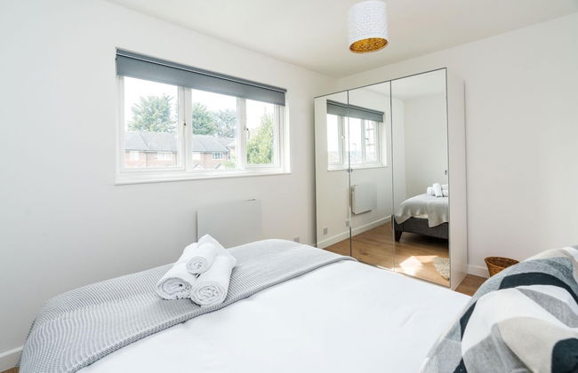 Sleek and Stylish 2BD Home With a Garden Anerley - Foto 2