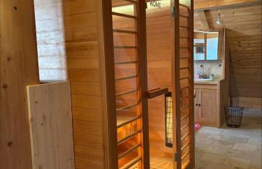 Glockenturm der Schlosskapelle von 1600 - Renaissance trifft auf die Gegenwart und beschert einen kunterbunten Urlaub für die ganze Familie mitten im Bayerischen Wald - Foto 20