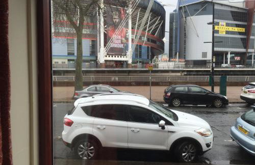 1 Fitzhamon Embankment APARTMENTS opposite Principality Stadium - LONG STAY OFFER - Foto 42