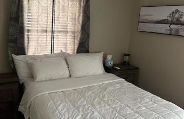 6bedrooms, ramp boat dock slips water toys, nice cove area - Foto 22