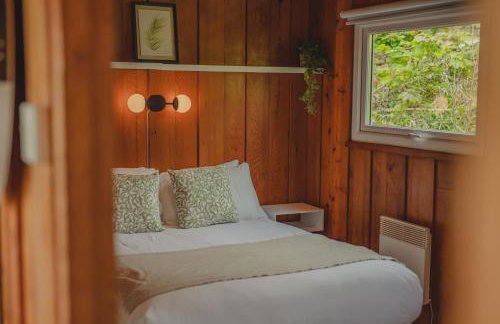 Timber Hill Self Catering Cedar Lodges - Foto 6