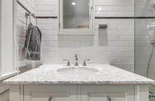 Stylish 3-Bedroom Home in Tulsa - Photo 41