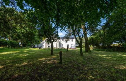 Large country house with garden, outdoor spa area & games room with Hot Tub and Fire Pit - Foto 40